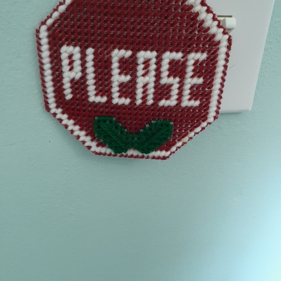 ❤️"Santa Stop Here Please " wall hanging - Picture 2 of 3